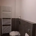 Ca Trifolera - Doppia Con Bagno - In Romantico Cascinale Nei Vigneti Con Cantina Konukevi