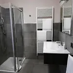 Ca Trifolera - Doppia Con Bagno - In Romantico Cascinale Nei Vigneti Con Cantina