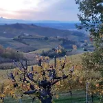 Gæstehus Ca Trifolera - Doppia Con Bagno - In Romantico Cascinale Nei Vigneti Con Cantina