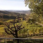 Gæstehus Ca Trifolera - Doppia Con Bagno - In Romantico Cascinale Nei Vigneti Con Cantina 4*