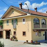 Ca Trifolera - Doppia Con Bagno - In Romantico Cascinale Nei Vigneti Con Cantina Konukevi Barbaresco