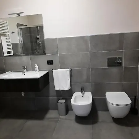 Ca Trifolera - Doppia Con Bagno - In Romantico Cascinale Nei Vigneti Con Cantina 4* Barbaresco