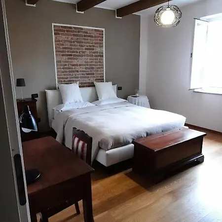 Ca Trifolera - Doppia Con Bagno - In Romantico Cascinale Nei Vigneti Con Cantina Vendégház