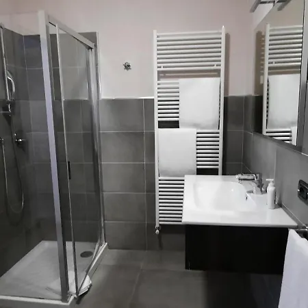 Ca Trifolera - Doppia Con Bagno - In Romantico Cascinale Nei Vigneti Con Cantina