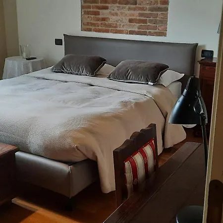 Ca Trifolera - Doppia Con Bagno - In Romantico Cascinale Nei Vigneti Con Cantina 4*