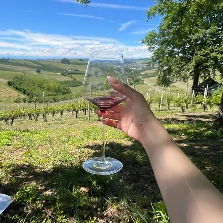 게스트하우스 Ca Trifolera - Doppia Con Bagno - In Romantico Cascinale Nei Vigneti Con Cantina