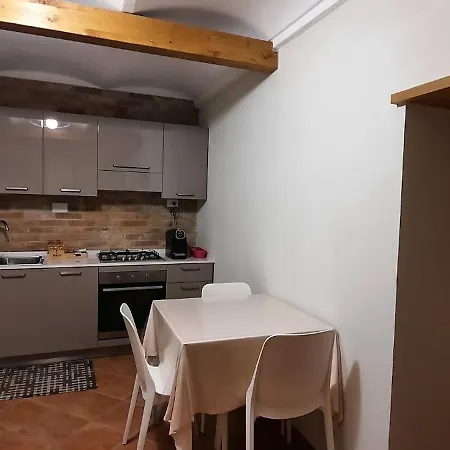 Ca Trifolera Barbaresco: Romantic Wine Estate In Langhe Guest house *