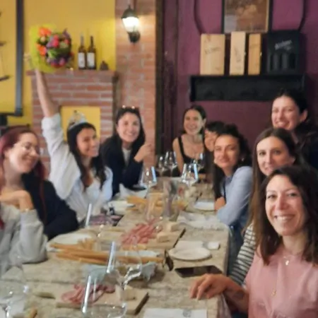 Affittacamere Ca Trifolera - Romantico Cascinale Con Antica Cantina Nel Cuore Delle Langhe - Degustazione Vini Nella Nostra Cantina *