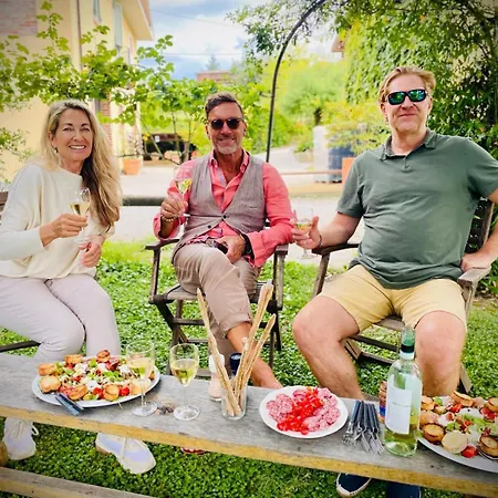 Cà Trifolera - Doppia Con Bagno - In Romantico Cascinale Nei Vigneti Con Cantina