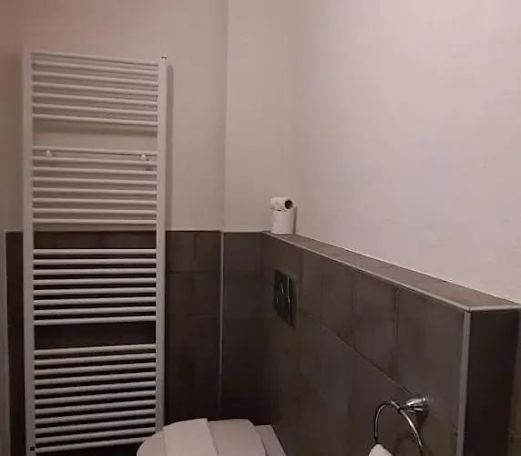 Ca Trifolera Barbaresco - Camera Doppia Con Bagno - In Romantico Cascinale Nei Vigneti Con Cantina Gasthof