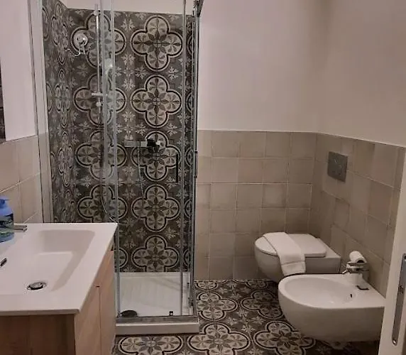 Gasthof Ca Trifolera Barbaresco - Camera Doppia Con Bagno - In Romantico Cascinale Nei Vigneti Con Cantina 4*