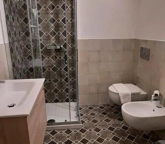 Ca Trifolera Barbaresco - Camera Doppia Con Bagno - In Romantico Cascinale Nei Vigneti Con Cantina