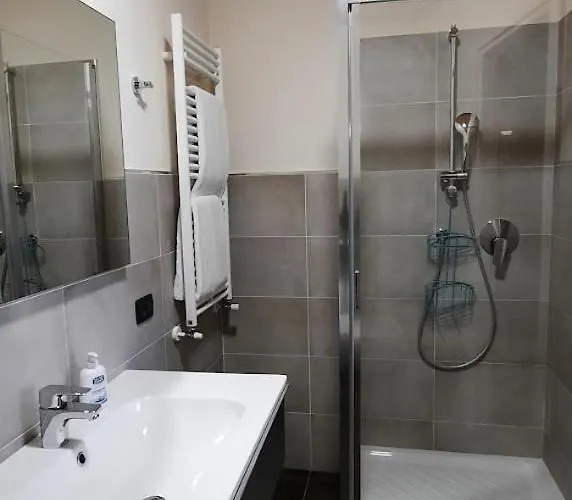 Ca Trifolera Barbaresco - Camera Doppia Con Bagno - In Romantico Cascinale Nei Vigneti Con Cantina Gasthof 4*
