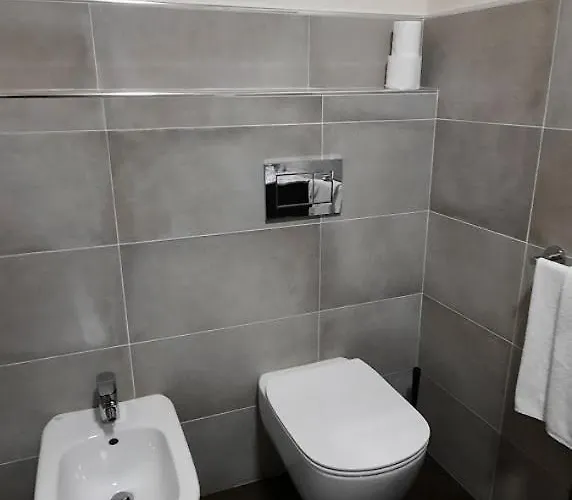 Gasthof Ca Trifolera Barbaresco - Camera Doppia Con Bagno - In Romantico Cascinale Nei Vigneti Con Cantina 4*