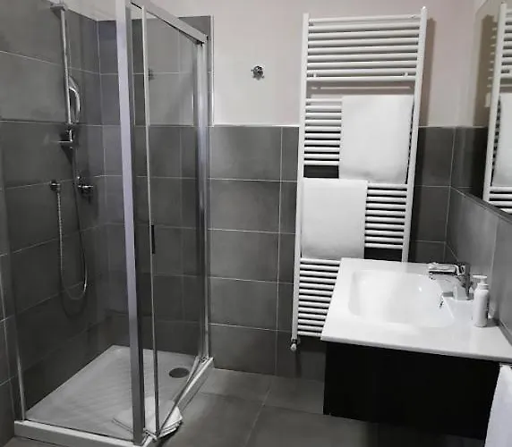 Gasthuis Ca Trifolera - Doppia Con Bagno - In Romantico Cascinale Nei Vigneti Con Cantina 4*