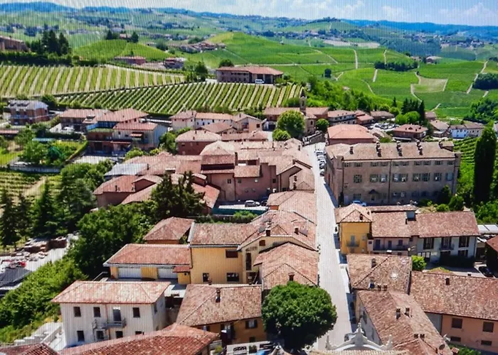 Gasthof Ca Trifolera Barbaresco - Camera Doppia Con Bagno - In Romantico Cascinale Nei Vigneti Con Cantina