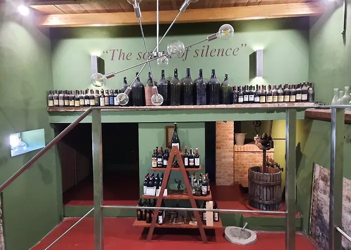 Gasthof Ca Trifolera Barbaresco - Camera Doppia Con Bagno - In Romantico Cascinale Nei Vigneti Con Cantina Barbaresco