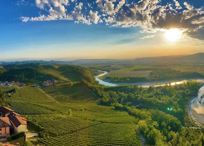 Ca Trifolera Barbaresco - Camera Doppia Con Bagno - In Romantico Cascinale Nei Vigneti Con Cantina Gasthof 4*