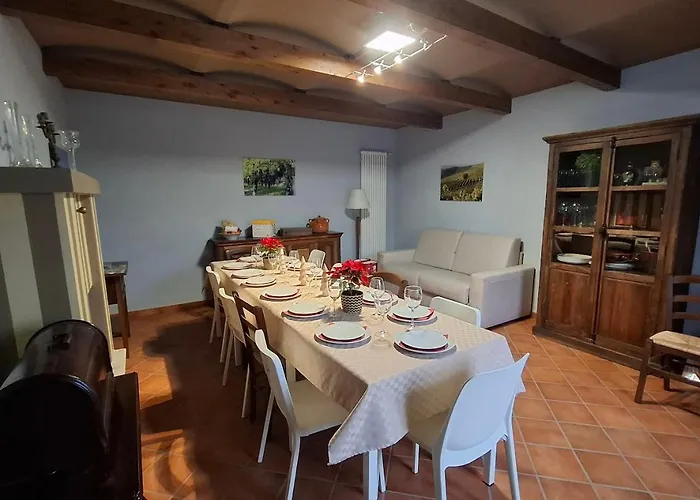 Ca Trifolera Barbaresco - Camera Doppia Con Bagno - In Romantico Cascinale Nei Vigneti Con Cantina Gasthof